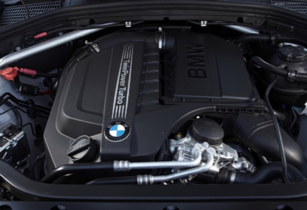 تعمیر گیربکس اتوماتیک BMW X3 xDrive28i در تعمیرگاه ایران اروپا 