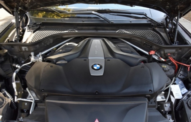 تعمیر گیربکس اتوماتیک بی ام و BMW X6 xDrive50i در تعمیرگاه گیربکس اتوماتیک ایران اروپا 