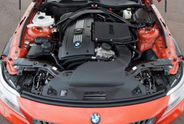 تعمیر گیربکس اتوماتیک بی ام و BMW Z4 28i در تعمیرگاه ایران اروپا 