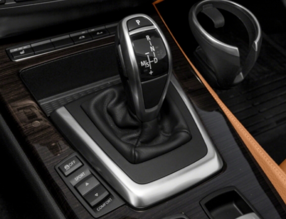 تعمیر گیربکس اتوماتیک بی ام و BMW Z4 sDrive30i در تعمیرگاه گیربکس اتوماتیک ایران اروپا