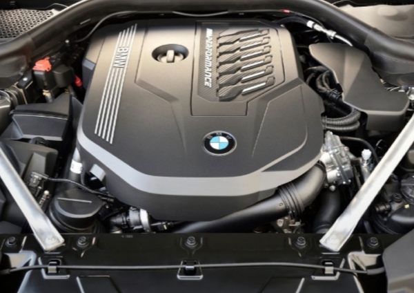 تعمیر گیربکس اتوماتیک بی ام و BMW Z4 sDrive30i در تعمیرگاه گیربکس اتوماتیک ایران اروپا 