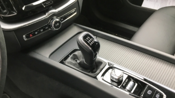 تعمیر گیربکس اتوماتیک ولوو  XC60 در تعمیرگاه گیربکس اتوماتیک ایران اروپا