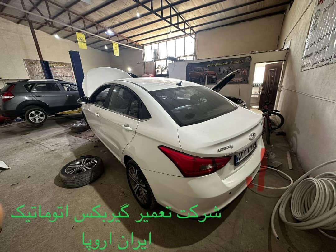   بخش دیگری از افتخارات پله ای گیربکس اتوماتیک ایران اروپا معتبر ترین برند شرکت (تعمیرگاه )در صنعت تعمیر و فروش گیربکس اتوماتیک هیوندا، کیاموتورز، تویوتا، لکسوس، بنز، BMW X6  
